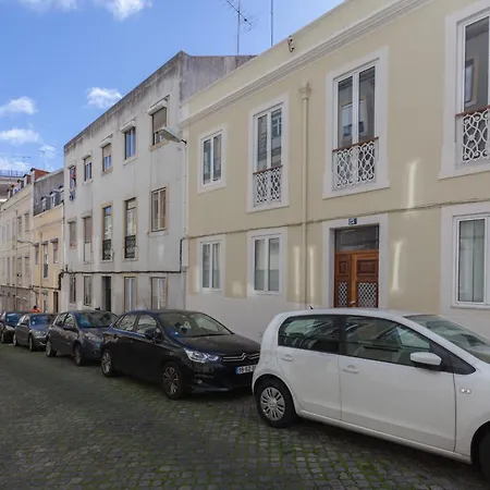 Apartament Flh Alcantara Elegant Charm With Balcony *